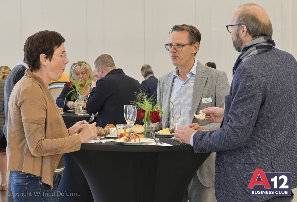 Fotoalbum - Bezoek met ons het nieuw Provinciehuis - A12 Business Club - Evenement