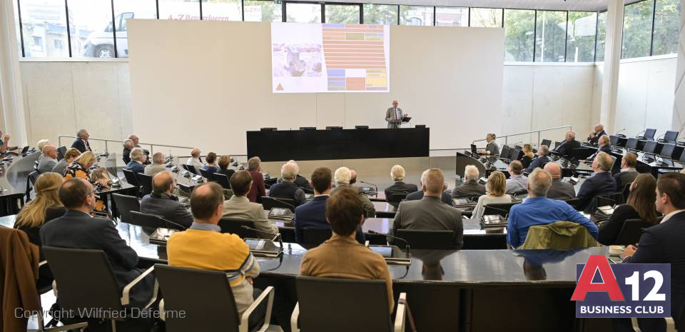 Fotoalbum - Bezoek met ons het nieuw Provinciehuis - A12 Business Club - Evenement