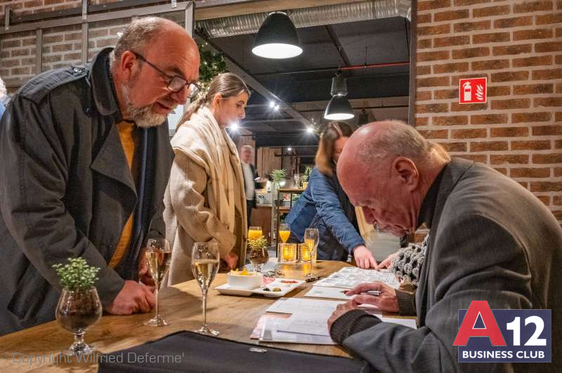 A12 Business Club - Eindejaarsbuffet met lezing over humor en de Antwerpse taal