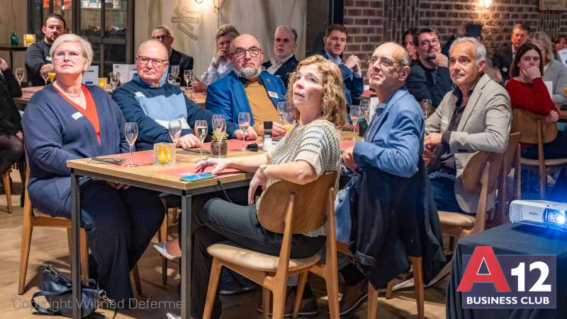 Fotoalbum - Eindejaarsbuffet met lezing over humor en de Antwerpse taal - A12 Business Club - Evenement