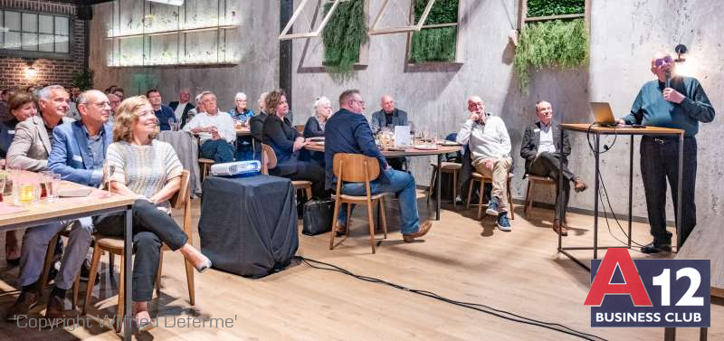 Fotoalbum - Eindejaarsbuffet met lezing over humor en de Antwerpse taal - A12 Business Club - Evenement