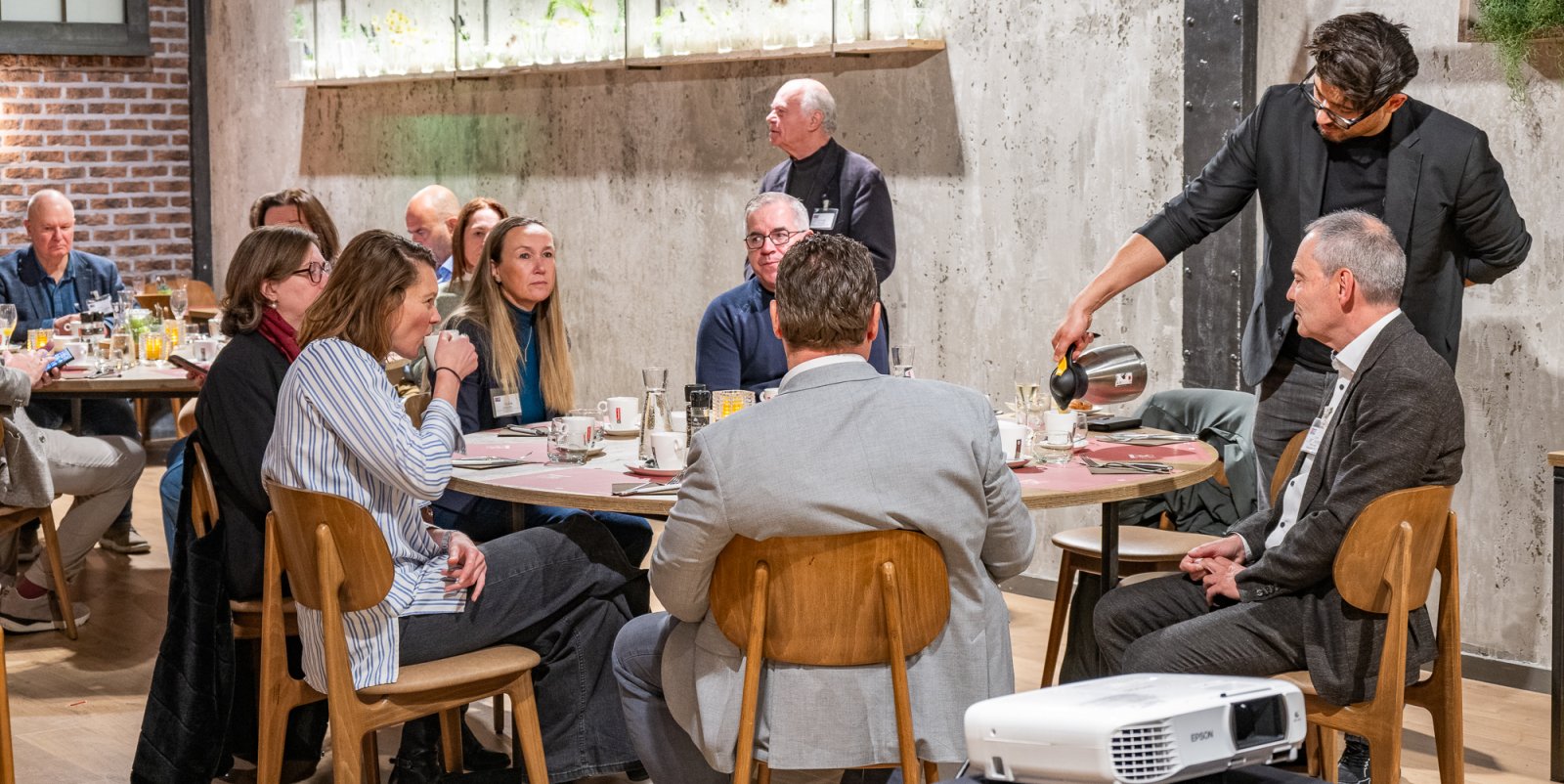 Fotoalbum - Hoe maak ik zelf met mijn GSM filmpjes?  - A12 Business Club - Evenement