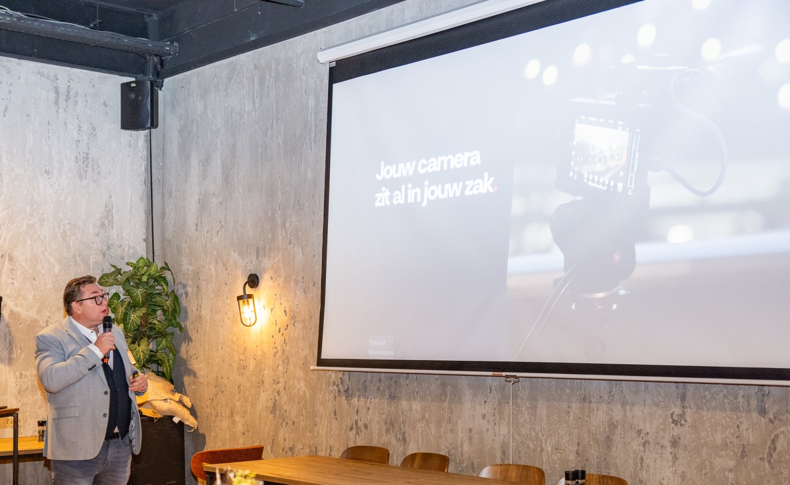 Fotoalbum - Hoe maak ik zelf met mijn GSM filmpjes?  - A12 Business Club - Evenement