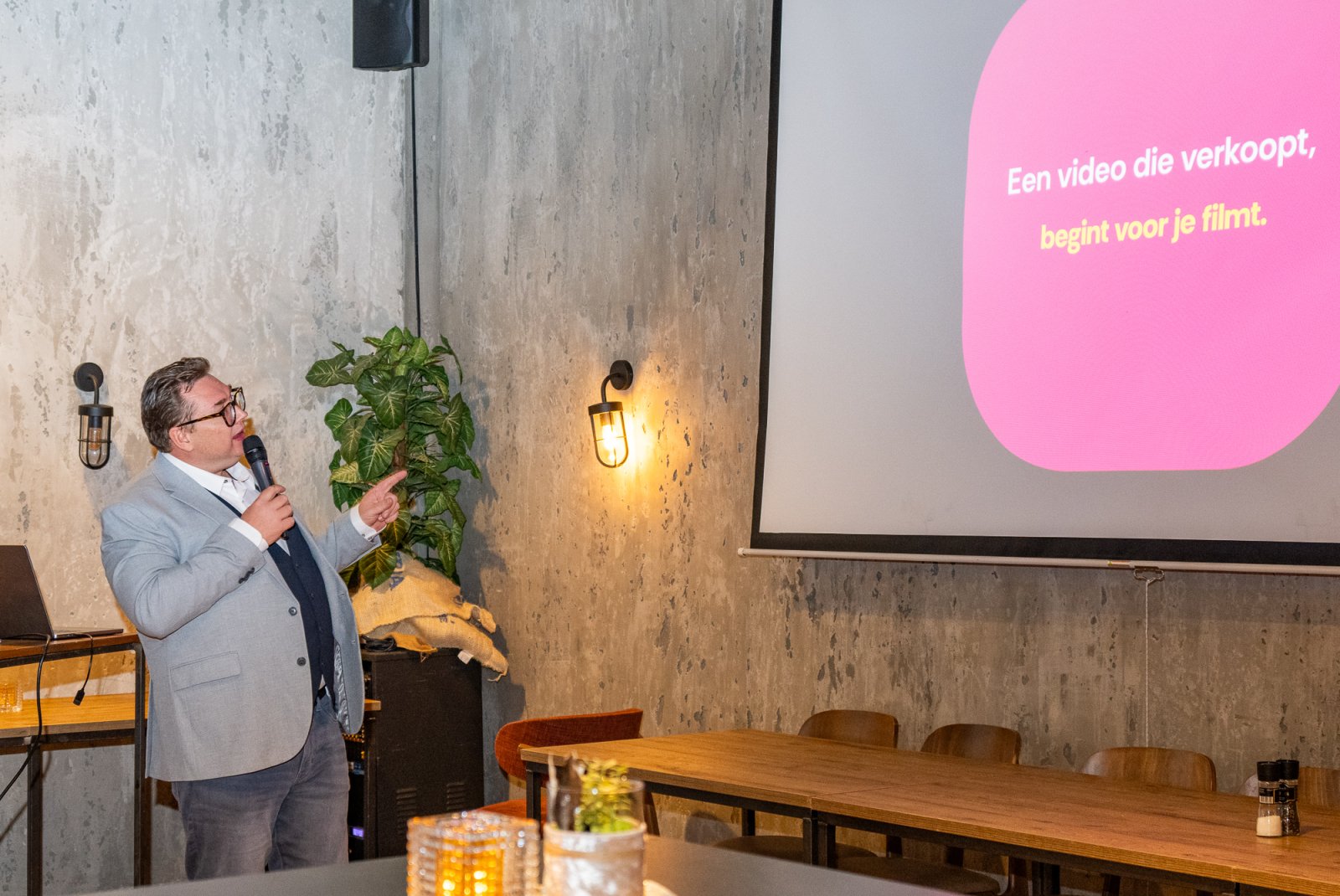 Fotoalbum - Hoe maak ik zelf met mijn GSM filmpjes?  - A12 Business Club - Evenement